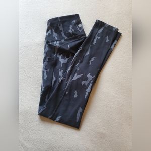 Iuga Black Army Pattern Leggings with Pockets